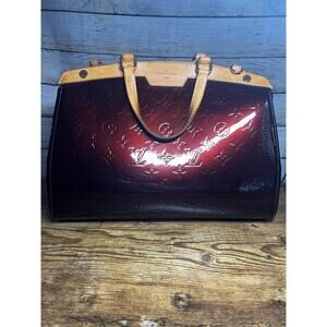 Louis Vuitton Vernis Brea MM - Griotte